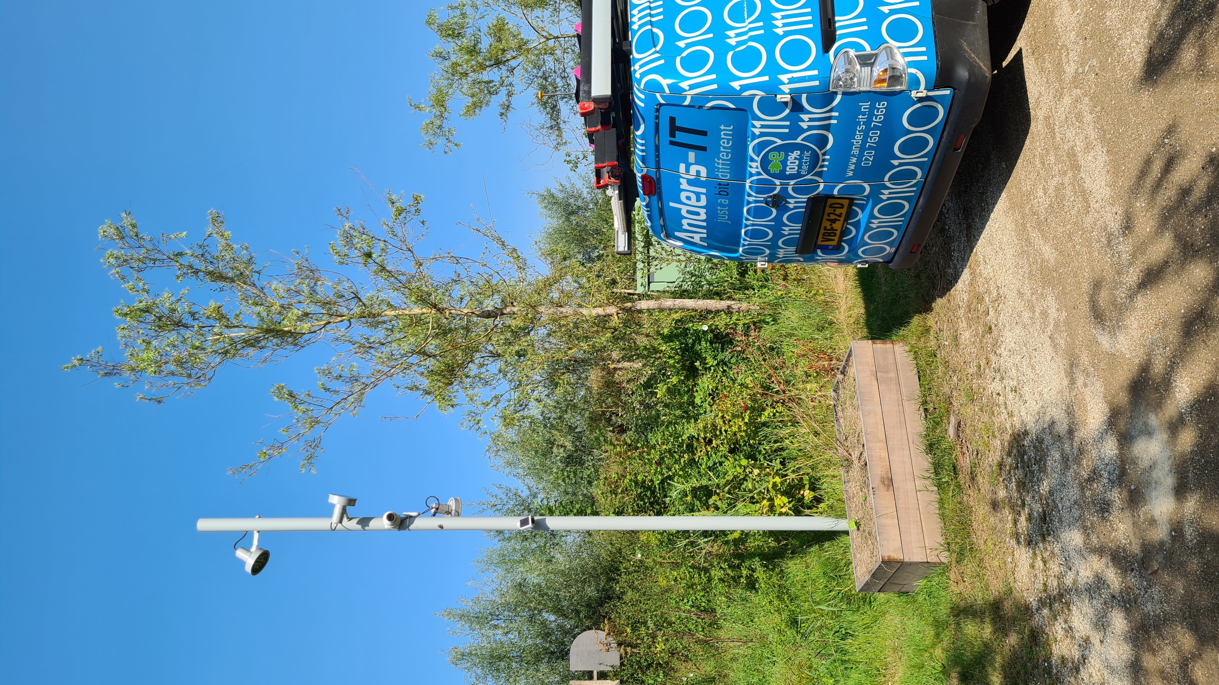 Cameramast met Anders-IT bus